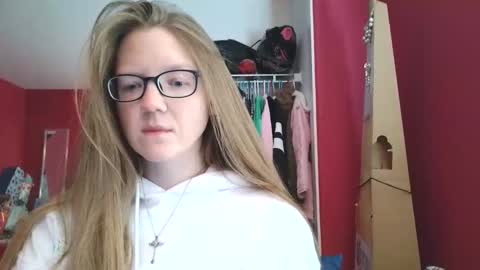 AngelicAngel online show from 11.20.25