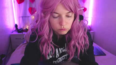 Angelika Rouge online show from 03.06.26