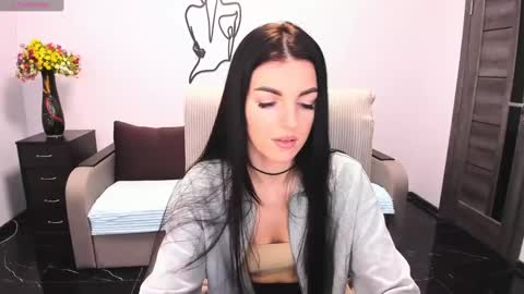 Angelina online show from 12.13.24