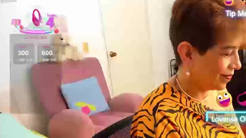 Snapshot of angelina_stone_65 chatting on 09.23.25 Angelina online show from 09.23.25