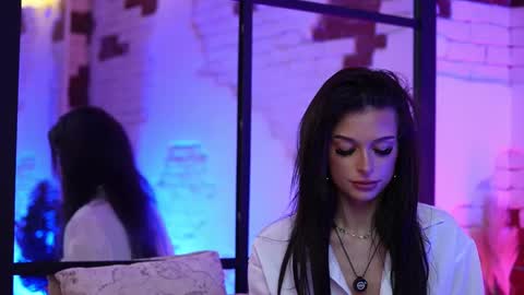 Snapshot of angelinagia chatting on 02.13.25  Angelina  online show from 02.13.25