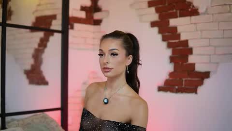 Snapshot of angelinagia chatting on 09.21.25  Angelina  online show from 09.21.25