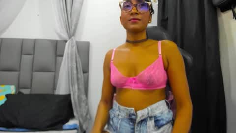 Snapshot of angelinamurphy chatting on 05.06.26 AngelinaMurphy online show from 05.06.26