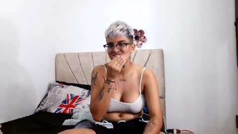 angelinandnini online show from 07.17.26