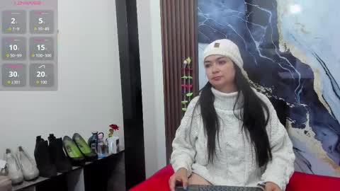 Snapshot of angelinee39 chatting on 10.24.25 angeline online show from 10.24.25