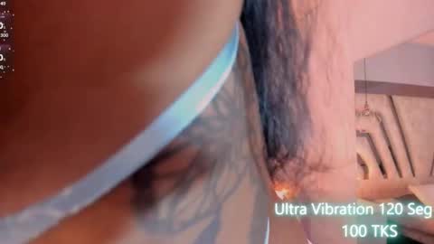 Snapshot of angelineheet chatting on 09.26.25 Angeline Heet online show from 09.26.25