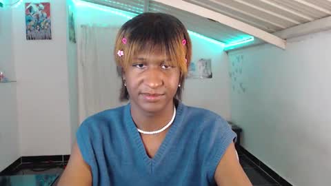 Snapshot of angell_dustt chatting on 01.23.25 Danielle online show from 01.23.25