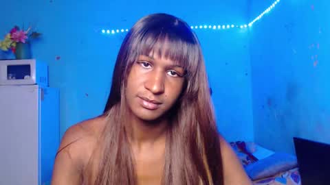 Snapshot of angell_dustt chatting on 10.16.25 Danielle online show from 10.16.25