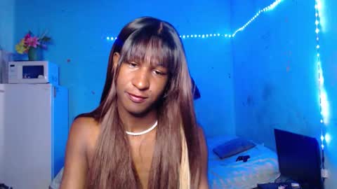 Snapshot of angell_dustt chatting on 10.26.25 Danielle online show from 10.26.25