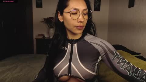  ANGELA ISABELLA  online show from 03.26.26