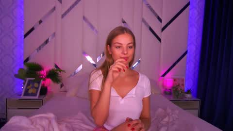 angelleyess online show from 10.07.25