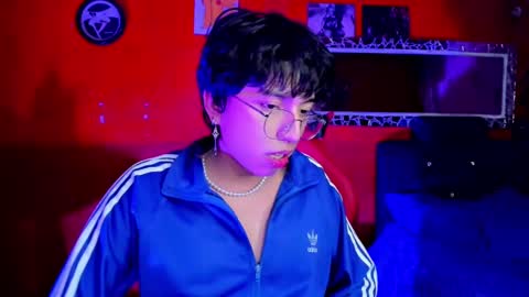 Snapshot of angellonfire chatting on 02.12.25 Angel  online show from 02.12.25