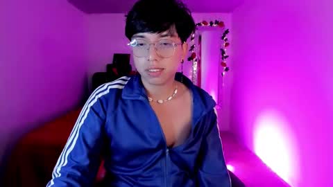 Snapshot of angellonfire chatting on 11.26.25 Angel online show from 11.26.25