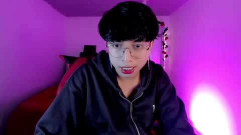 Snapshot of angellonfire chatting on 12.03.25 Angel online show from 12.03.25