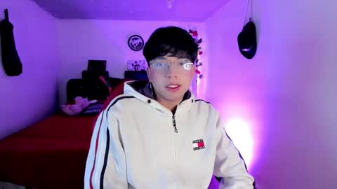 Snapshot of angellonfire chatting on 01.08.26 Angel online show from 01.08.26