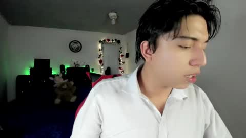 Snapshot of angellonfire chatting on 03.26.26 Angel online show from 03.26.26