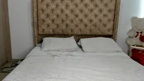 Angelly online show from 01.11.26