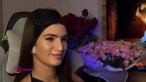 Snapshot of angelmi171 chatting on 10.11.25 angelmi171 online show from 10.11.25