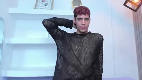 angelnova_ online show from 12.22.25