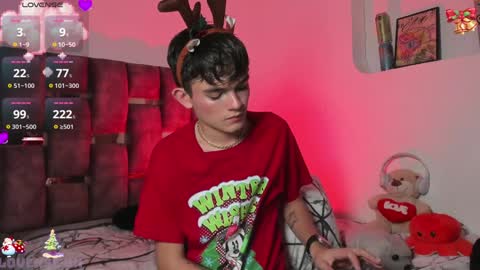 Snapshot of angelocute_ chatting on 12.15.24 Angelo I work from home this is my room  online show from 12.15.24