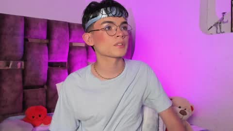 Snapshot of angelocute_ chatting on 01.03.25 Angelo I work from home this is my room  online show from 01.03.25