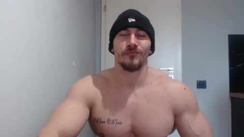 Snapshot of angelofit chatting on 01.25.25 ------- SEX SHOW WITH GUYS AND GIRLS MUSCLE SHOW online show from 01.25.25