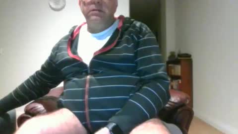 Snapshot of angelor01 chatting on 11.30.25 angelor01 online show from 11.30.25