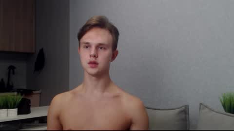 Angel online show from 10.10.25