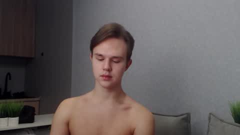 Angel online show from 12.04.25