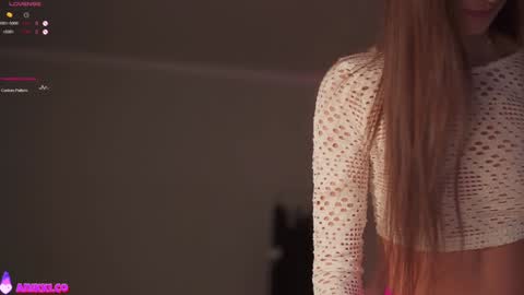 Nikki online show from 11.23.25