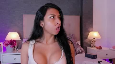 Snapshot of angels_one chatting on 11.16.25 Angela online show from 11.16.25