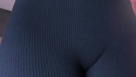 Angela online show from 12.21.25