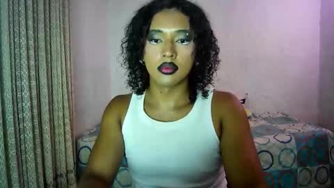 Snapshot of angelsdustxxx chatting on 03.25.26 online show from 03.25.26