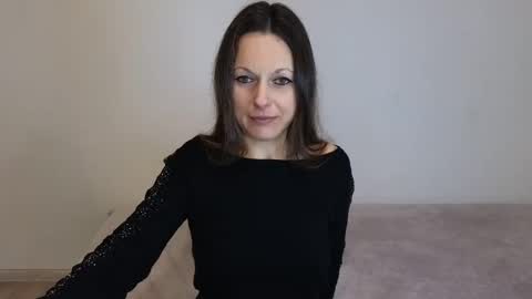 Giulia online show from 02.05.26