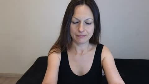 Giulia online show from 07.22.26