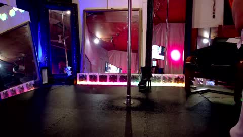 Madison Marie online show from 11.30.25