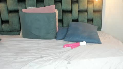 Snapshot of angelswets chatting on 01.26.25 ANGIE online show from 01.26.25