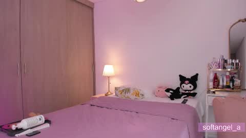 Snapshot of angeluniverse chatting on 10.23.25 angel online show from 10.23.25