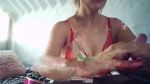 Snapshot of angelycute476334 chatting on 11.13.25 angelycute476334 online show from 11.13.25