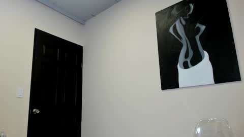 Snapshot of angelynaw chatting on 10.01.25 AngelynaW online show from 10.01.25