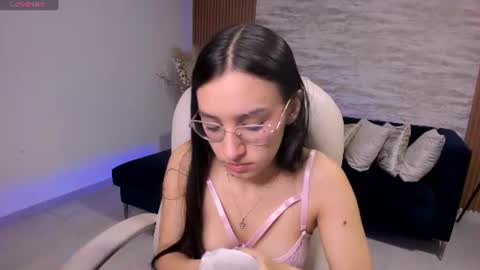 angie_smith_x online show from 06.19.26