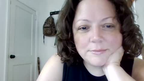 Snapshot of angiebaby78 chatting on 07.18.26 SweetAngie online show from 07.18.26