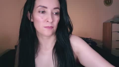 Snapshot of angiesquirt chatting on 07.13.26 VALENTINA online show from 07.13.26