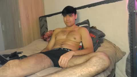 Snapshot of angrydeimos chatting on 03.08.25 Deimos online show from 03.08.25