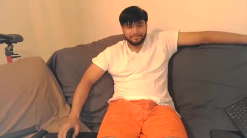 Snapshot of angrydeimos chatting on 11.21.25 Deimos online show from 11.21.25