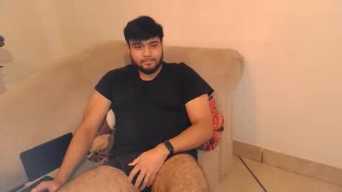 Snapshot of angrydeimos chatting on 12.18.25 Deimos online show from 12.18.25