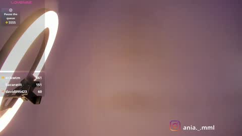 Snapshot of ania_mml chatting on 02.25.25 Ania online show from 02.25.25