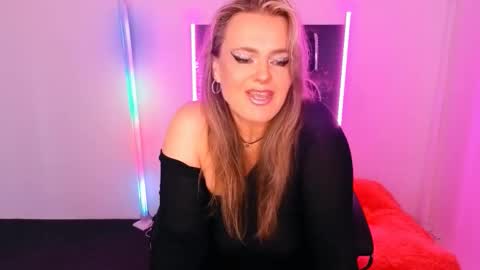 Aniela online show from 09.14.25