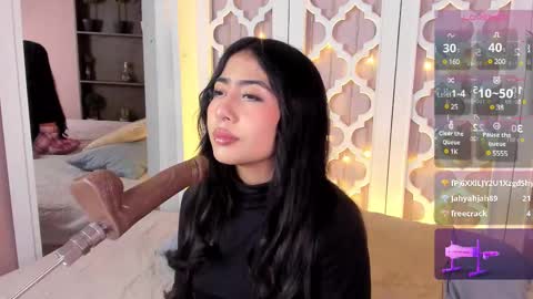 aniie_west online show from 02.13.25