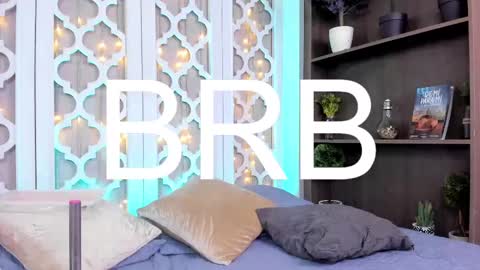 aniie_west online show from 02.20.25